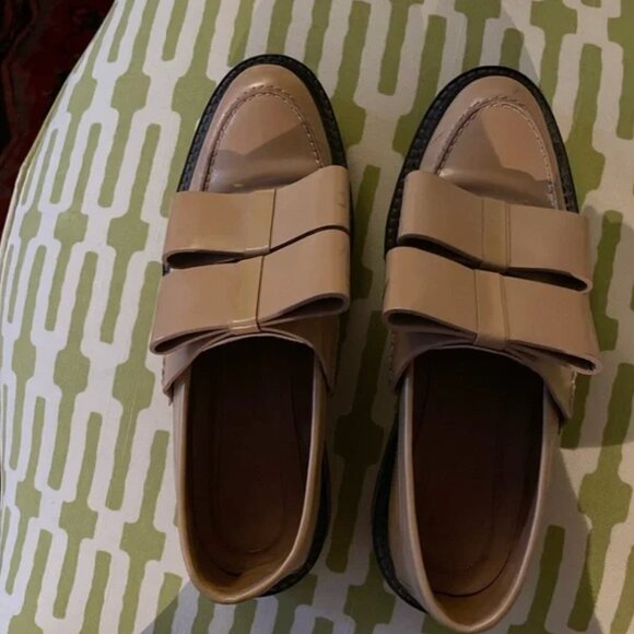 Marni | Double Bow Leather Loafers in tan - Picture 2 of 6